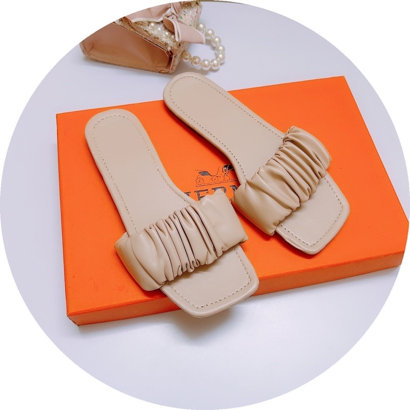 Dép lê quai nhún đế Bệt mẫu mới da lì cực đẹp