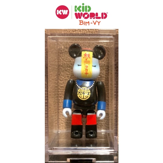 Hộp Mica trưng bày Bearbrick 100%.