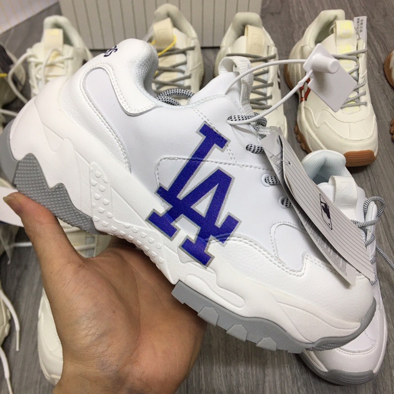 Giầy thể thao LA nam nữ 36-43 | BigBuy360 - bigbuy360.vn