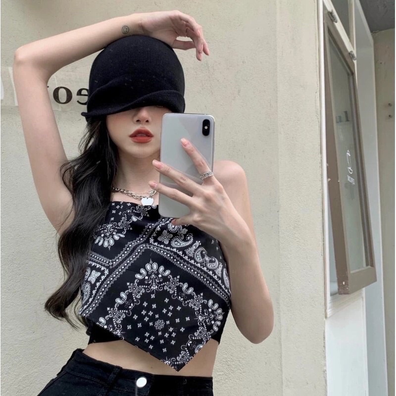 áo kiểu yếm nhọn