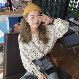 [TRƯỢT QUA ĐỂ XEM ẢNH THẬT] Sơ mi kem chấm bi phong cách Hàn Quốc oversize dễ phối đồ