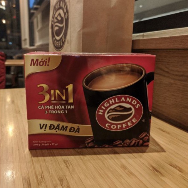 [Mã GROXUAN1 giảm 8% đơn 150K] [Hoả tốc HCM] Cà Phê Highland 3in1 Hòa Tan 17g 20 gói Date mới nhất | BigBuy360 - bigbuy360.vn