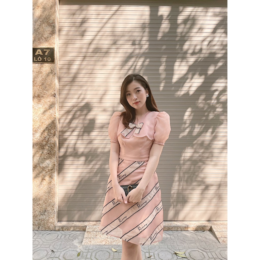 Đầm thiết kế be hồng Rimmy thêu hoạ tiết chất liệu cao cấp sang trọng đi tiệc đi chơi sang chảnh