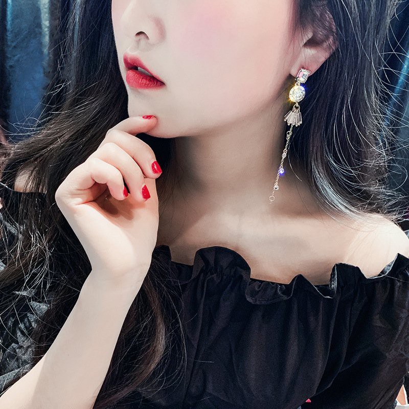 Khuyên tai nữ thiết kế sang trọng hạt đá mẫu 01 thiết kế thời trang Hàn Quốc