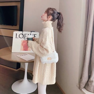 Áo len cổ lọ dáng dấu quần