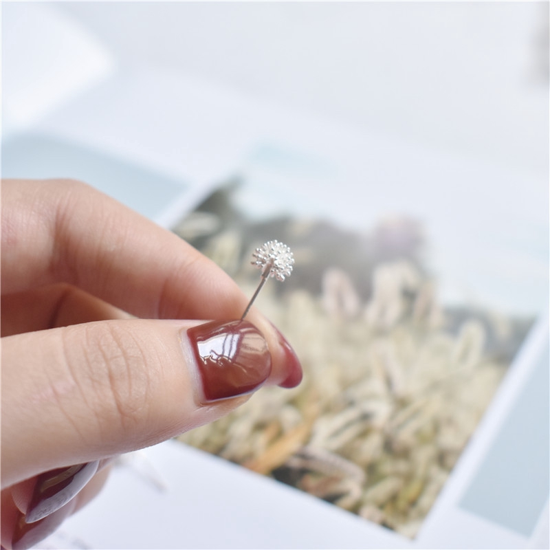 Bông Tai Mini Hình Hoa Bồ Công Anh Dễ Thương Ngọt Ngào Phong Cách Hàn Quốc Cho Nữ