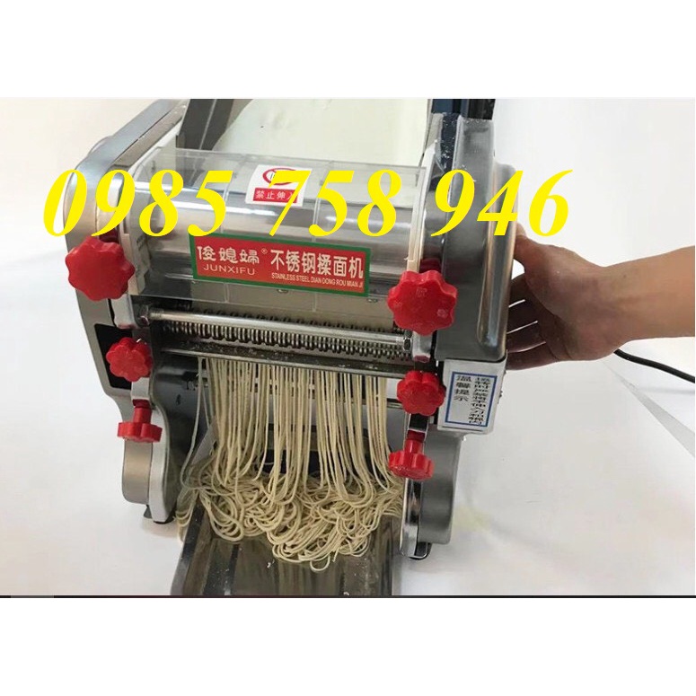 Máy cán bột , cắt bột  chạy điện làm vỏ há cảo, bánh bao , bánh gối tiện lợi