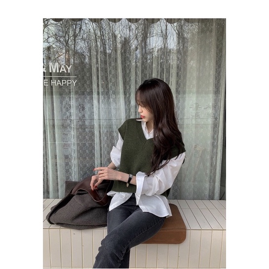 Áo gile len đơn giản