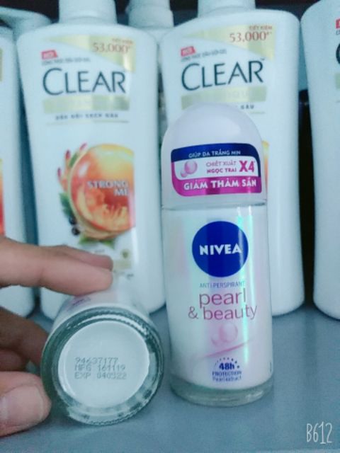 (Mẫu mới)Lăn ngăn mùi Nivea Pearl And Beauty - Ngọc trai sáng mịn 50ml