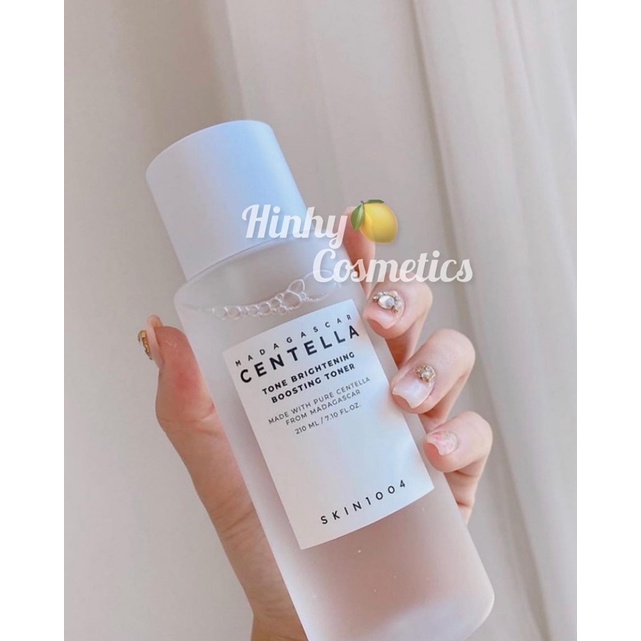 Toner dưỡng trắng da Skin1004 Madagascar Centella Tone Brightening Boosting Toner 210ml