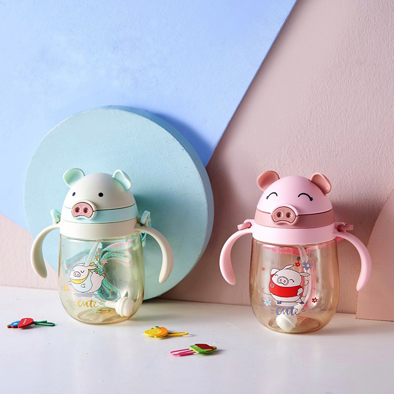 Bình uống nước có ống hút CHỐNG SẶC 360 độ cho bé tai thú có dây đeo, dung tích 350ML - Baby Kidshop