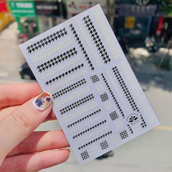 Stick kẻ caro design móng cực đẹp