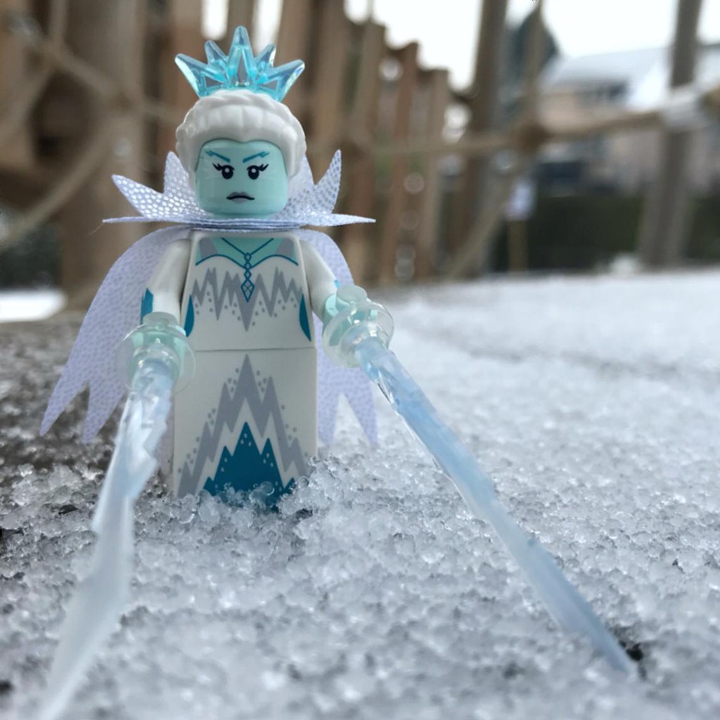 LEGO Minifigures Bà Chúa Tuyết Ice Queen 71013 - Nhân Vật LEGO Nữ Hoàng Băng Giá