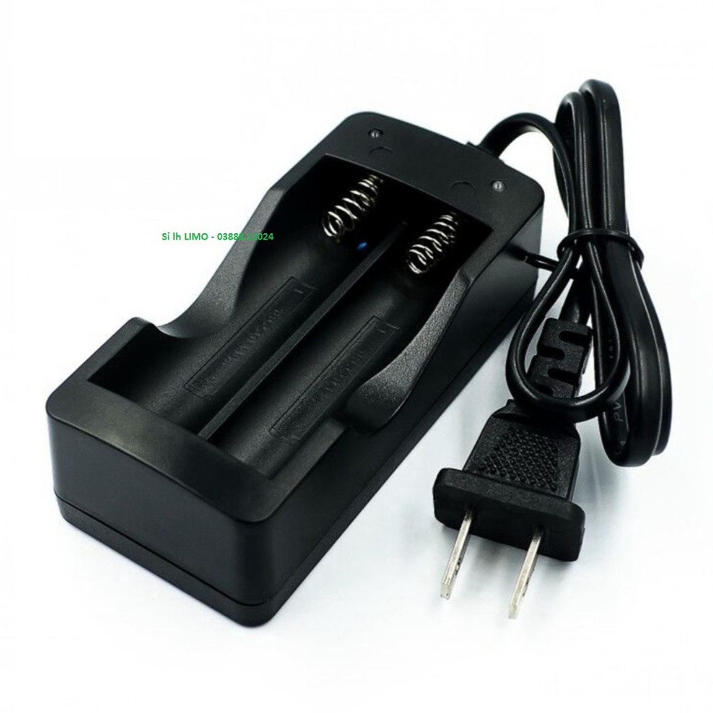 Máy sạc pin đa năng 1 cell / 2 cell pin 18650 SM-202A. Có đèn báo đầy pin. Dòng sạc 1000ma - LIMO