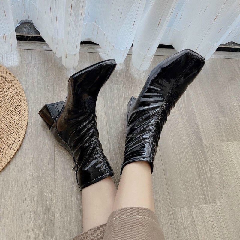 Boots Nhăn Khoá Gót 4p. da bóng