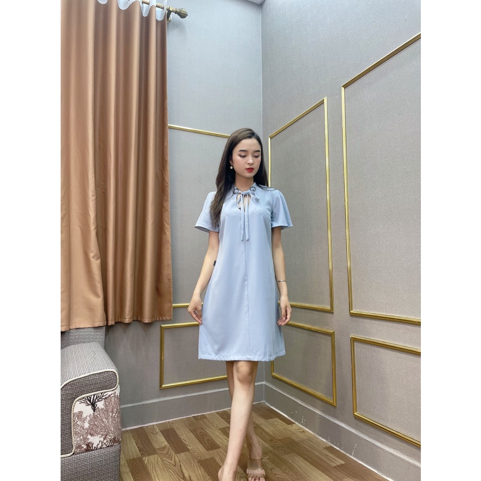 Đầm suông SEFA cổ buộc nơ màu ghi SFT3005