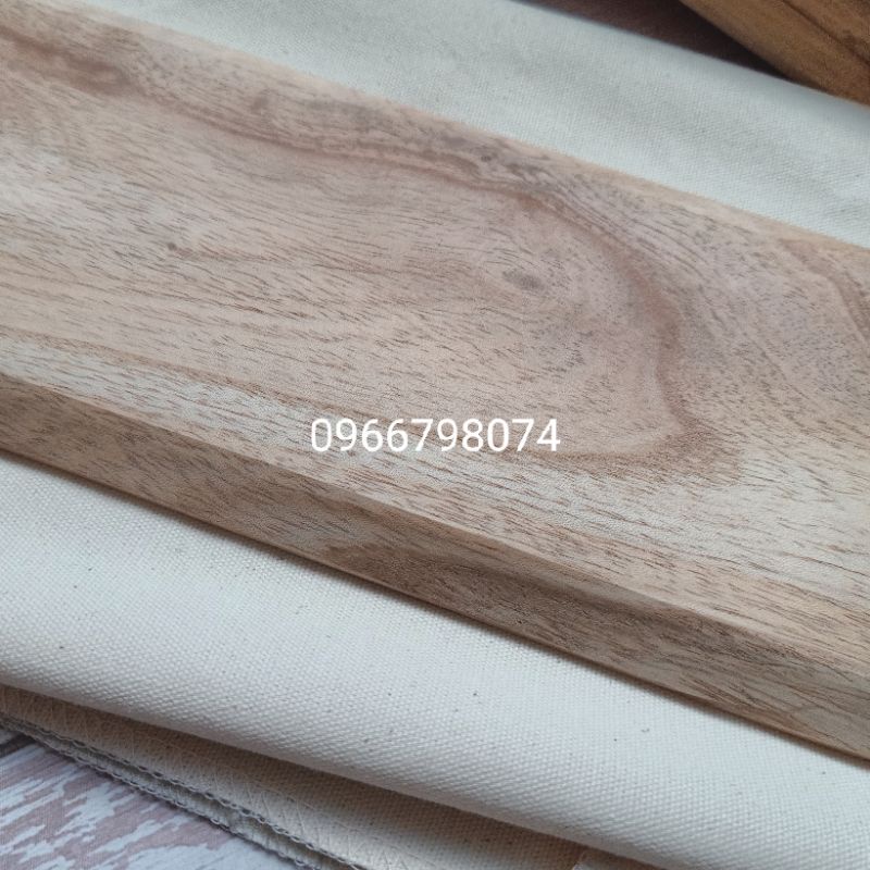 Bảng gỗ đón bánh mì 45x10,5x1cm bằng gỗ thịt
