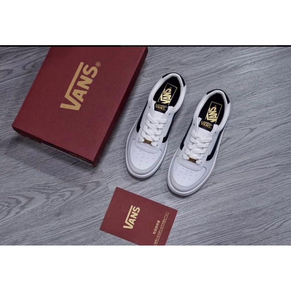 Giày vans trắng sọc đen