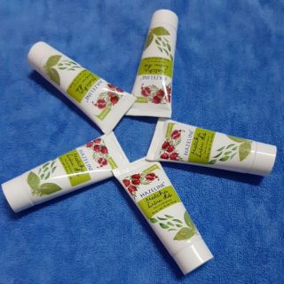 Sữa rửa HAZELINE matcha lựu đỏ