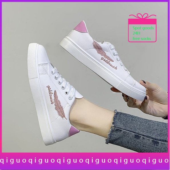 LACOSTE Hàng Có Sẵn Giày Thể Thao Đế Bằng Thêu Hoa Mận Lông Vũ Bướm Màu Trắng Phong Cách Mới Thời Trang 24H Cho Nữ