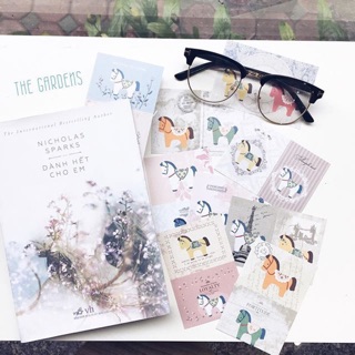 Sticker chú ngựa gỗ