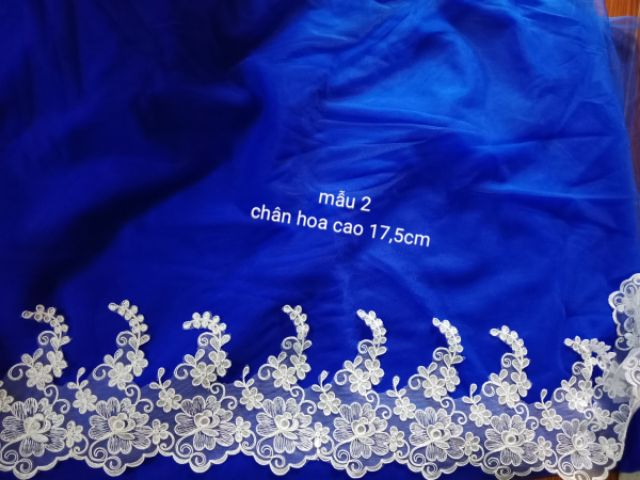 Ren chân hoa váy công chúa
