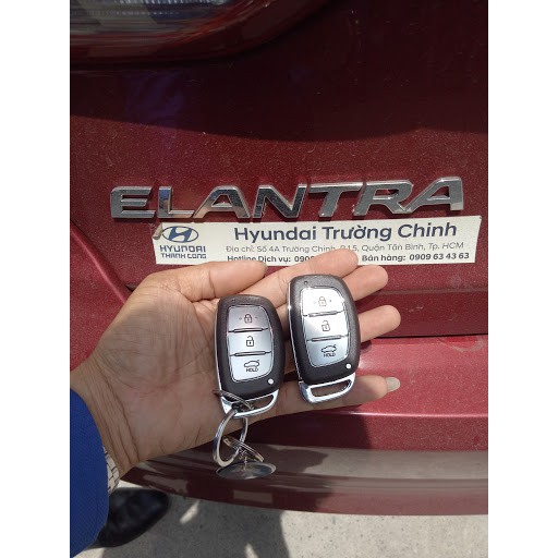 [Mới] Vỏ Chìa Khóa Xe Hyundai Với 3 Nút Bấm Màu Bạc