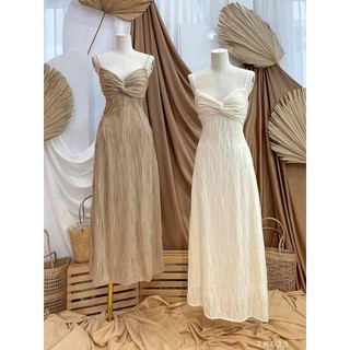 Đầm maxi hai dây xoắn ngực