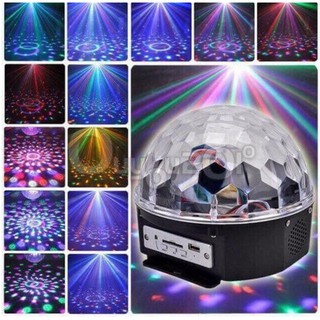 Loa bluetooth 9 màu đèn led vũ trường hình quả cầu