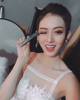 Son kem CC.Lipstick màu cam đất