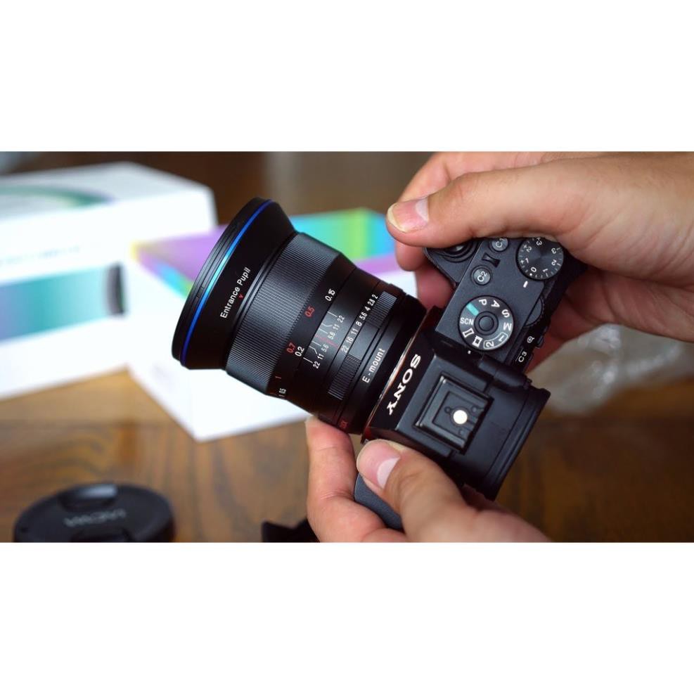 Ống kính Laowa 15mm F2.0 Zero - D KHÔNG méo hình dành cho FullFrame : Sony FE, Canon R và Nikon Z