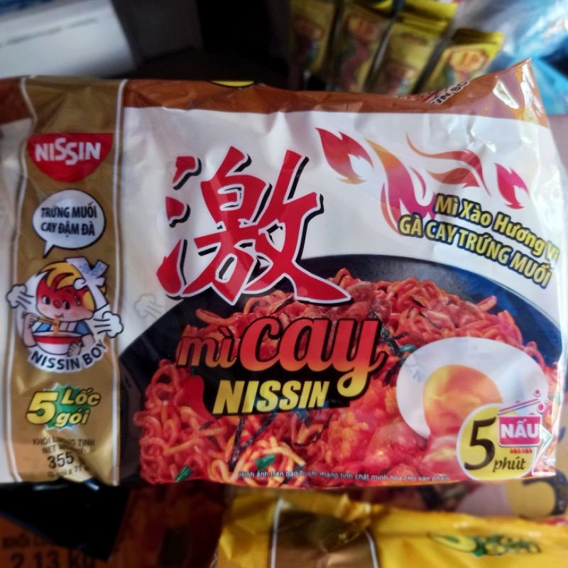 MÌ XÀO NISSIN  VỊ GÀ CAY PHÔ MAI/ GÀ CAY TRỨNG MUỐI