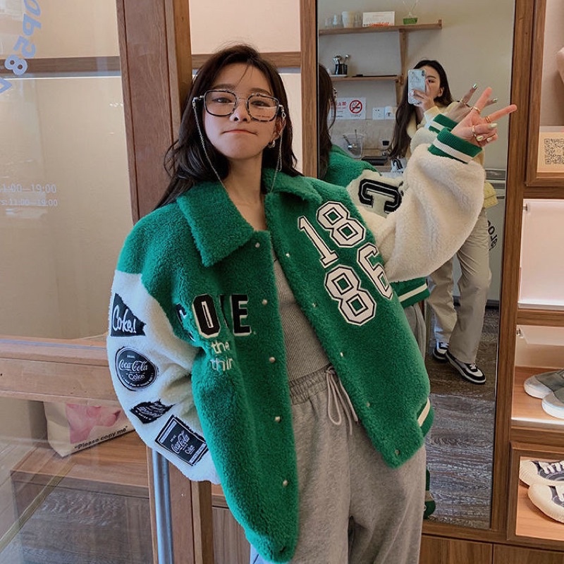 Áo khoác bomber lông thêu xù 2 lớp logo dập nam nữ unisex