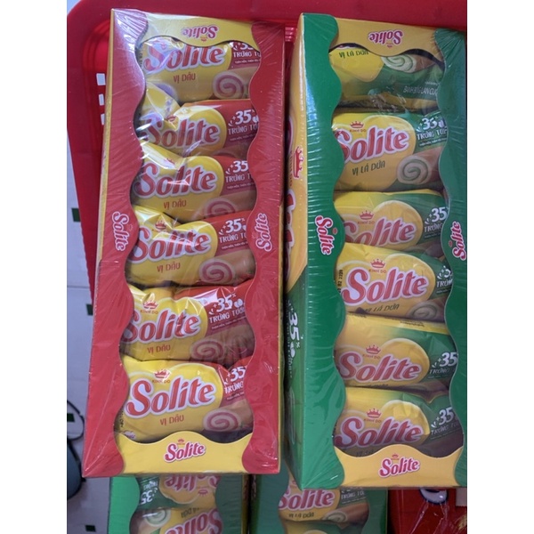 Bánh bông lan cuộn kem