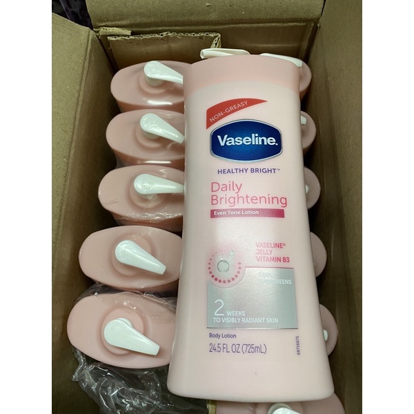 (Tem mới) Combo 2 chai dưỡng thể Vaseline Hồng giúp cấp ẩm và trắng da 725ml Chính Hãng