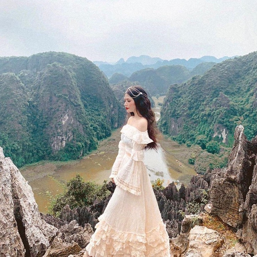 Chân váy xô Thái tầng