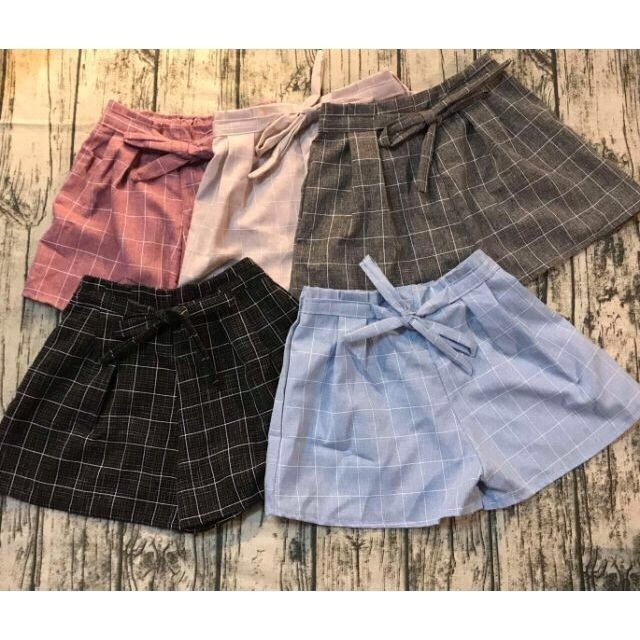 Quần sooc kẻ karo, dáng giả váy | BigBuy360 - bigbuy360.vn