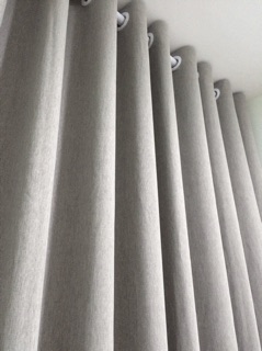 Rèm vải thô cực mềm tay, cản nắng 90%, có sẵn - Rèm Á Đông