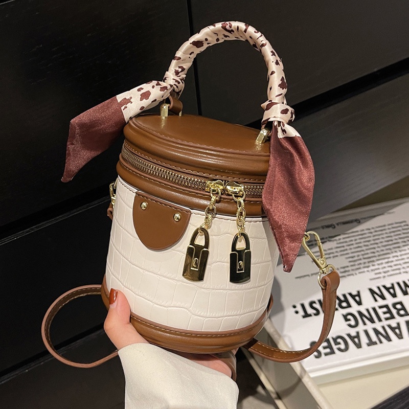 Túi xô đeo vai IELGY họa tiết đá thời trang cao cấp dành cho nữ