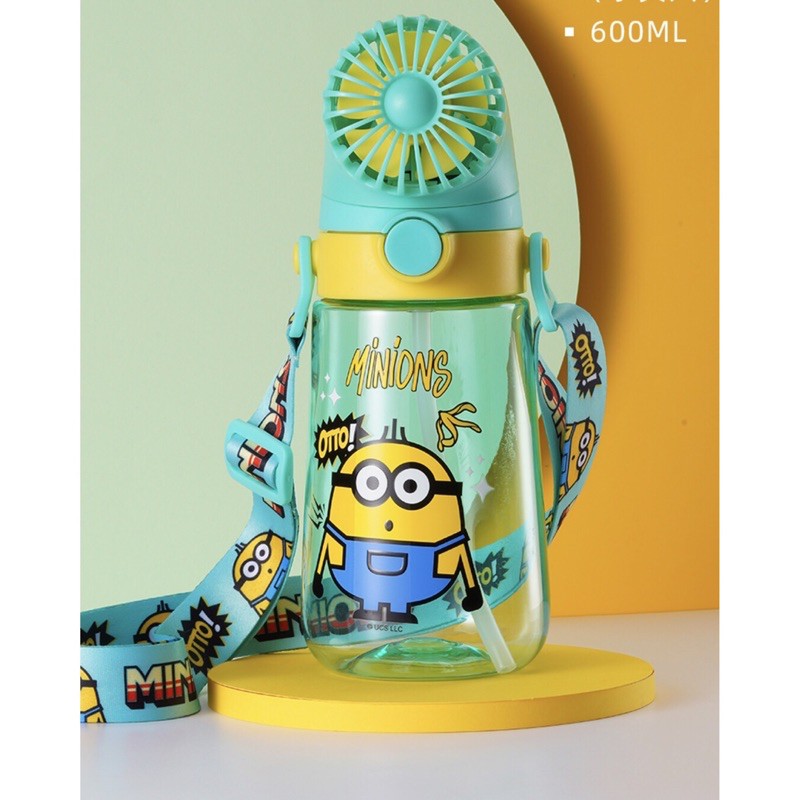Bình nước Minion có quạt sạc