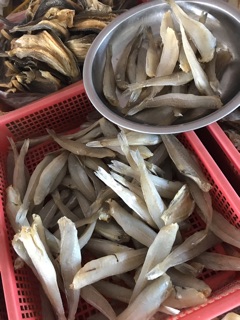 Khô cá bóng 140k/kg
