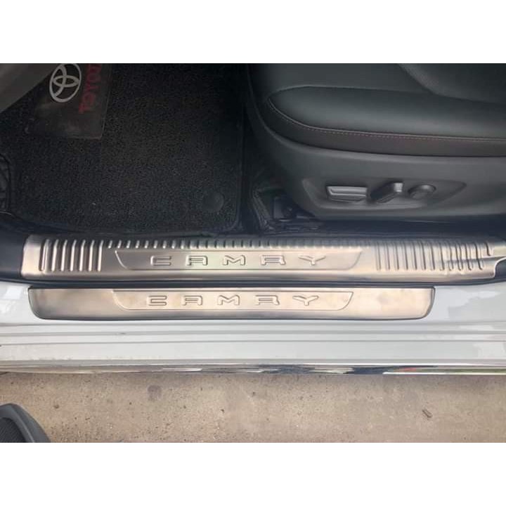 BỘ 8 ỐP BẬC TRONG NGOÀI INOX TOYOTA CAMRY 2019 - 2021 FULL
