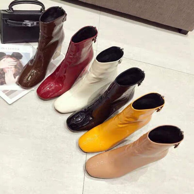 Boots cổ ngắn da bóng
