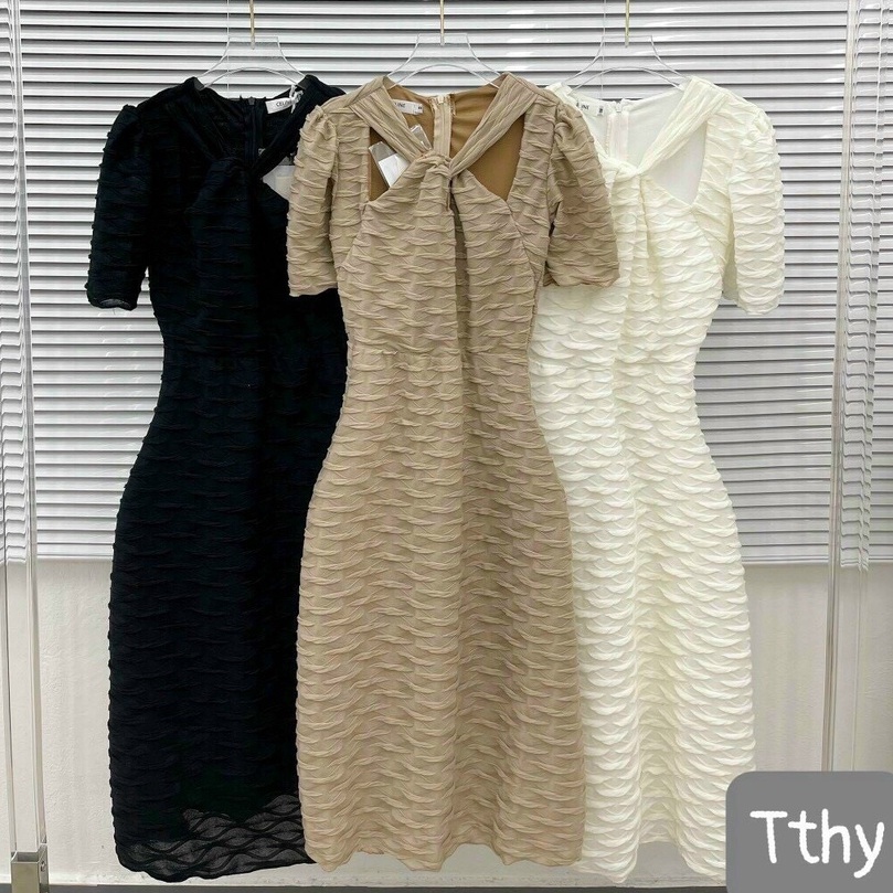 Váy khoét ngực cộc tay - Hàng loại 1