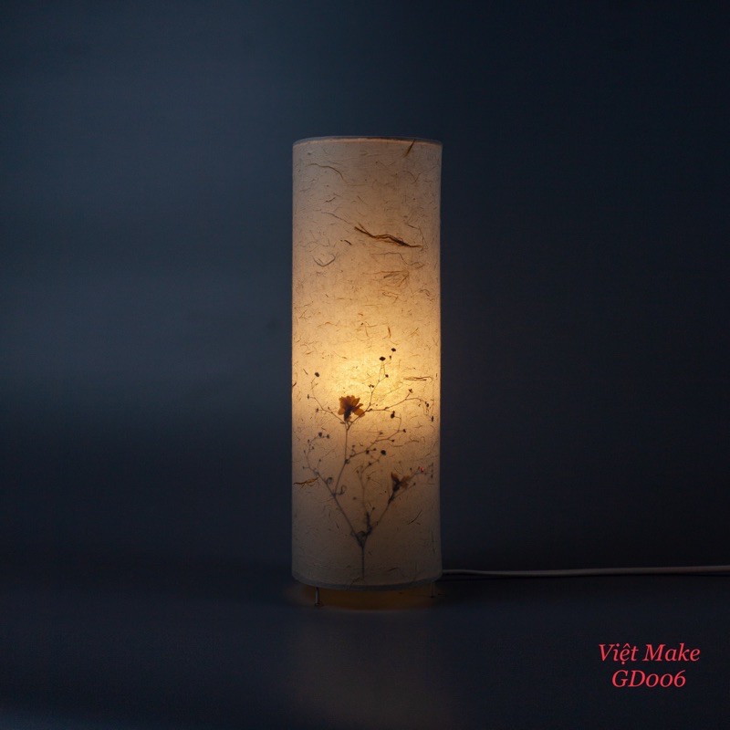 Đèn bàn hiệu ứng hoa dại khi sáng đèn thiết kế Việt Make tặng kèm bóng led Rạng Đông