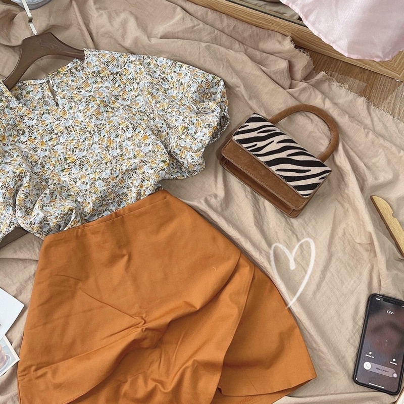 Set áo hoa tay bồng, chân váy cam