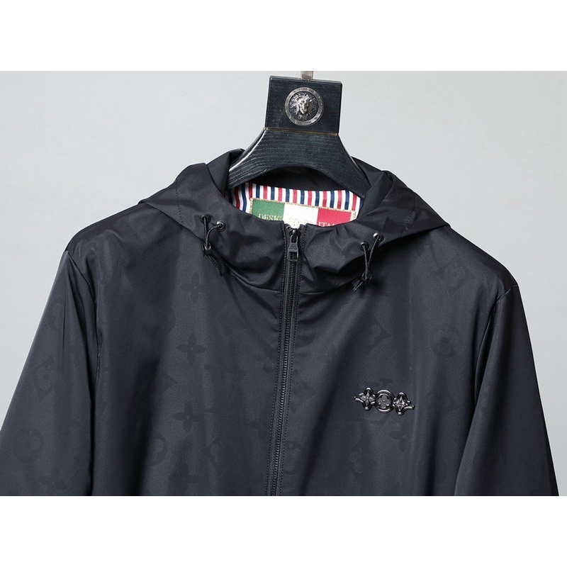 Áo khoác gió nam màu đen trơn thương hiệu Louis Vuitton LV cao cấp