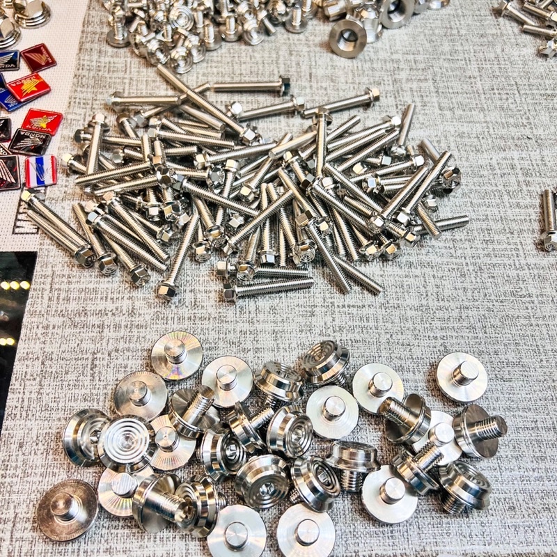 Ốc Chân Kính Salaya Honda/Yamaha 🇹🇭