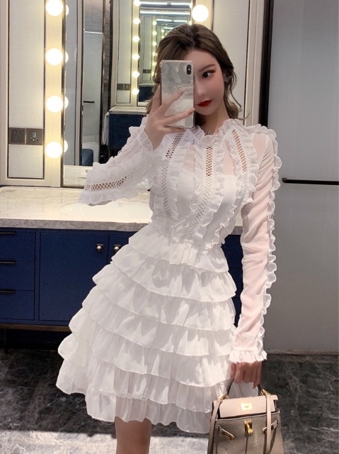 Đầm thiết kế tầng xoè qccc