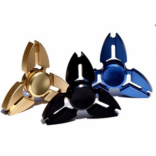  Con quay 3 cánh đồng Sakura T7-005  (đen) -dc2320đ 